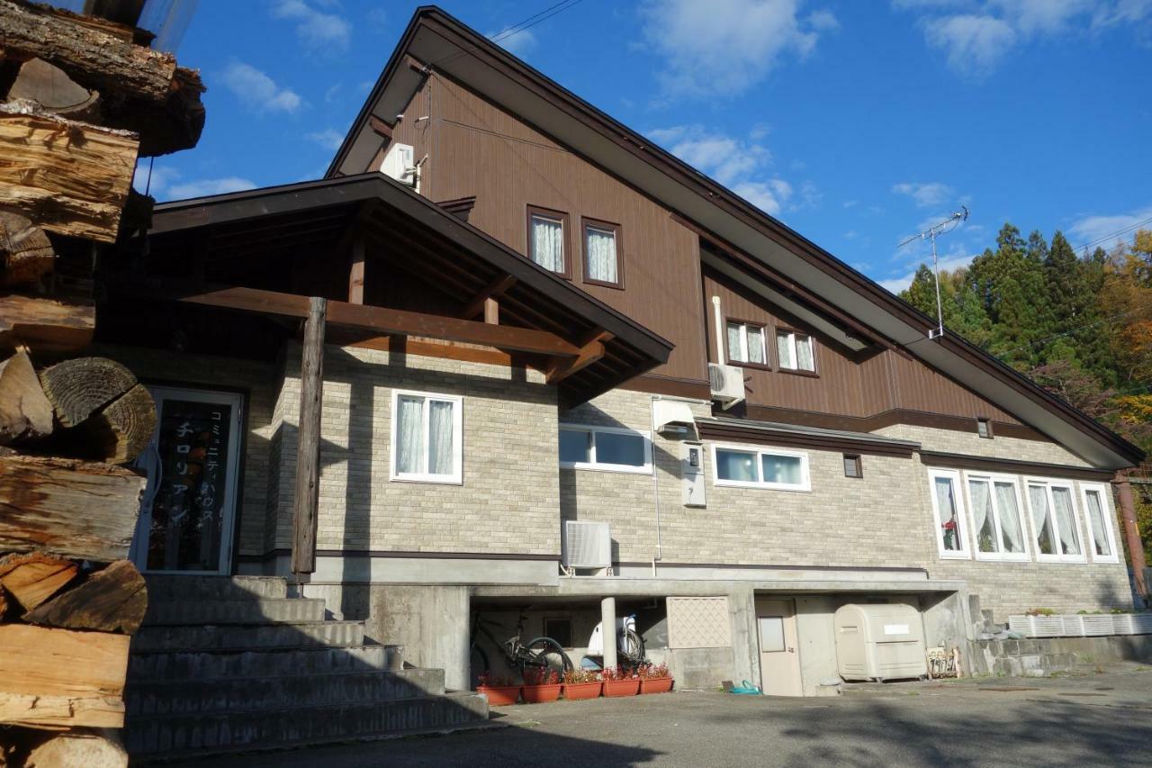Community House Tyrolien Hotel Hakuba Ngoại thất bức ảnh