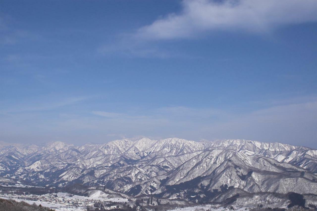 Community House Tyrolien Hotel Hakuba Ngoại thất bức ảnh