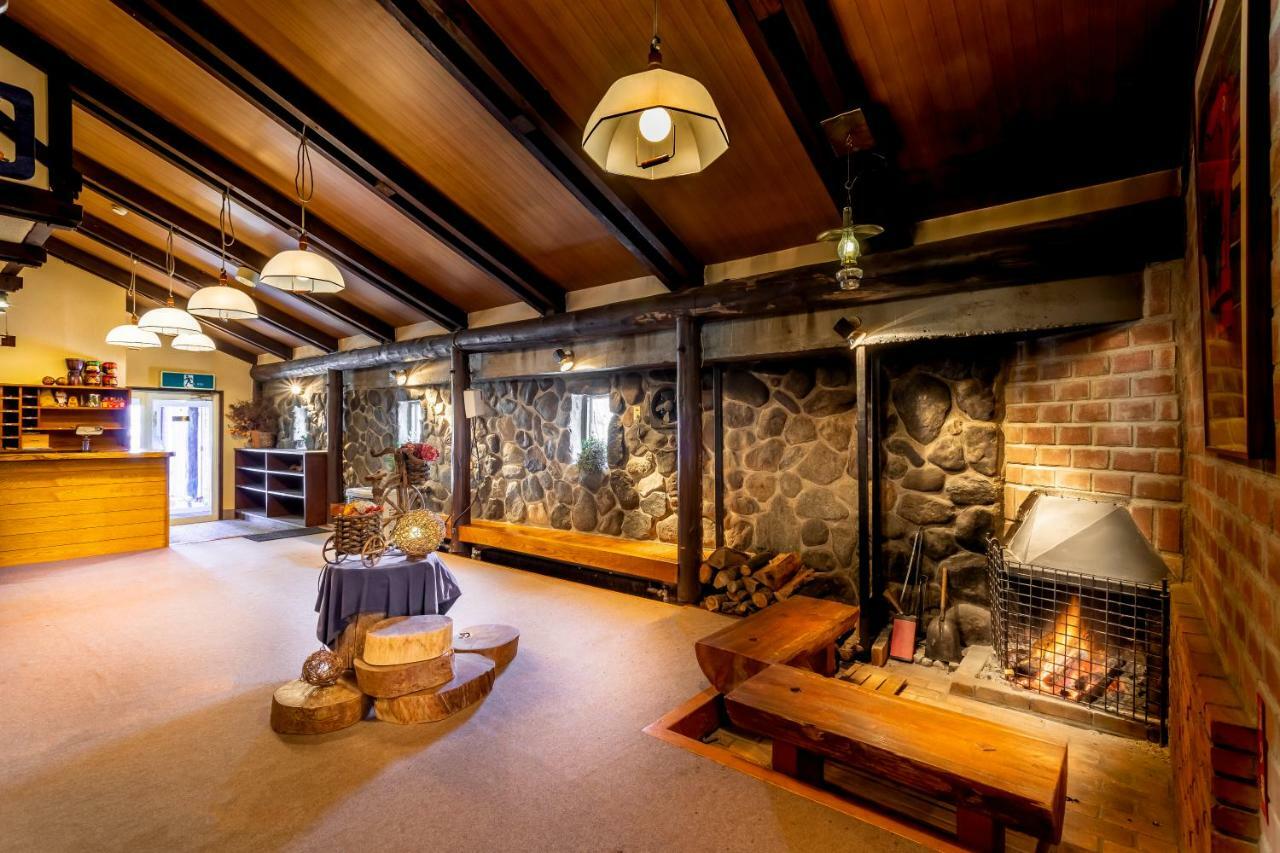 Community House Tyrolien Hotel Hakuba Ngoại thất bức ảnh